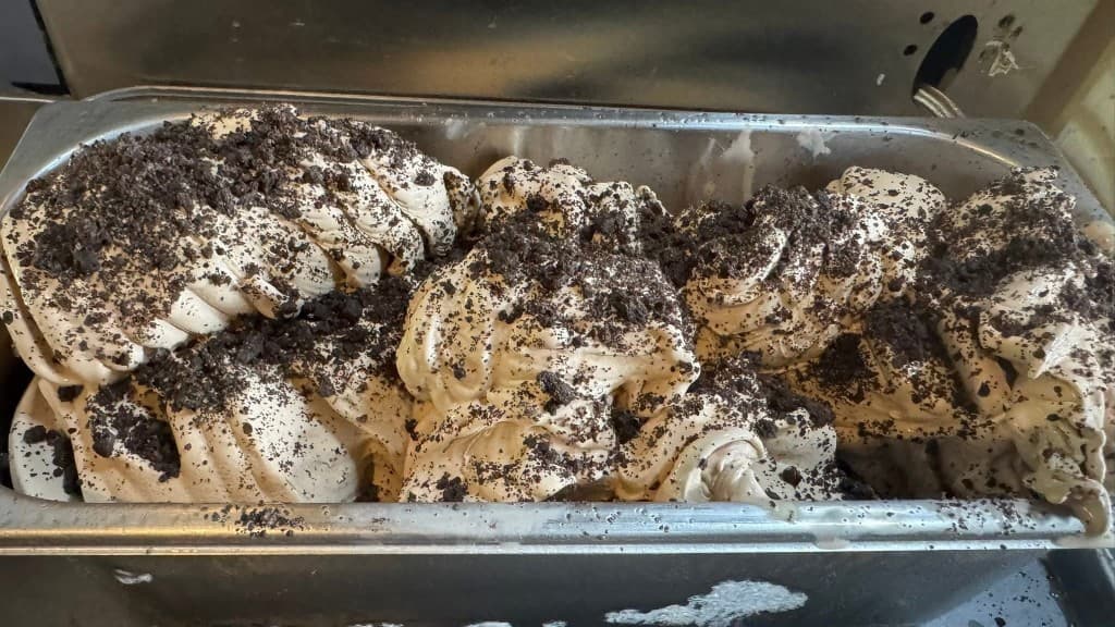 Cookies and cream gelato in a display pan